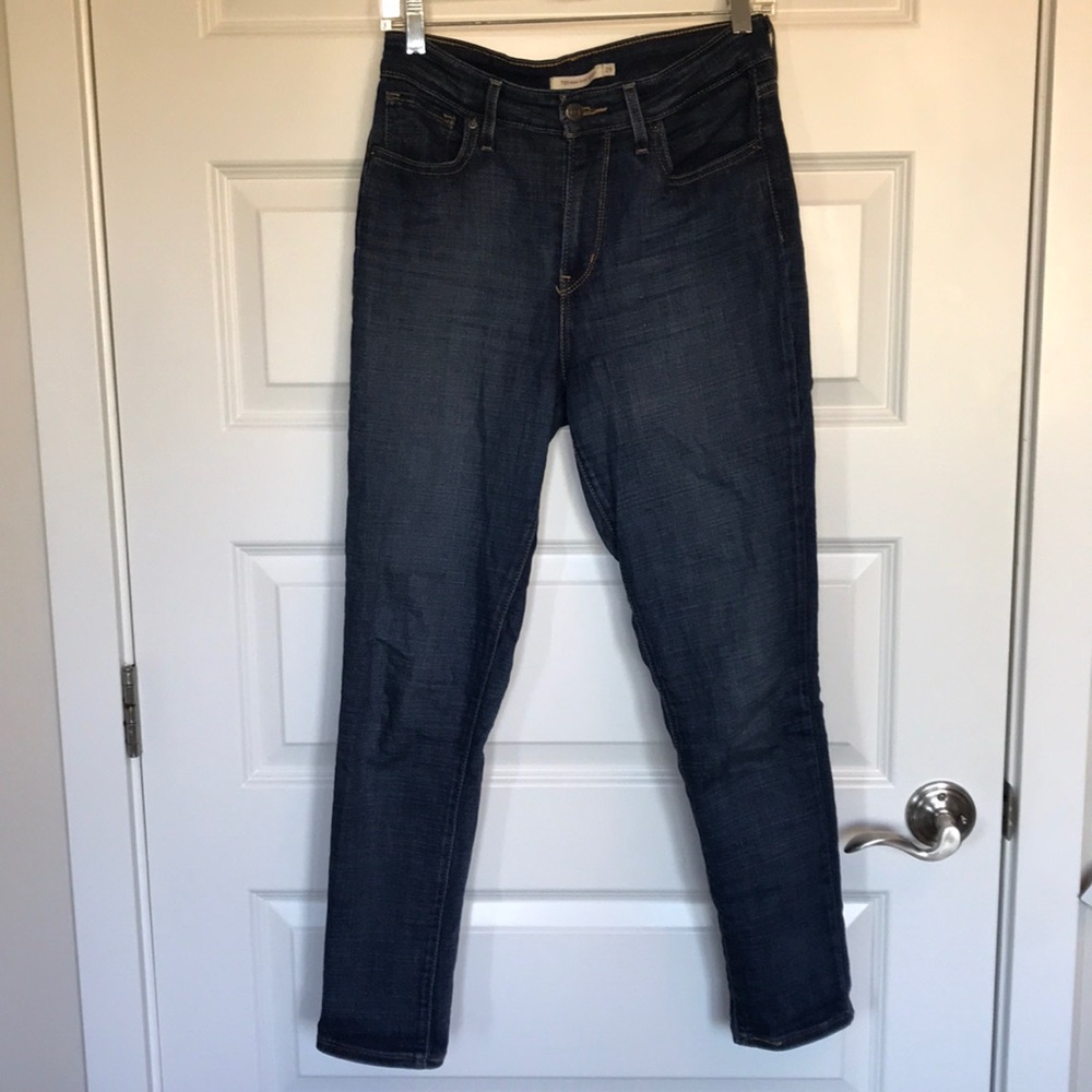 Levi’s 721 High Rise Skinny Jeans